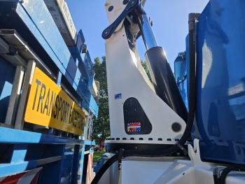 R520 V8 8x2/6 / HMF 70 tm + JUMBO AANHANGER